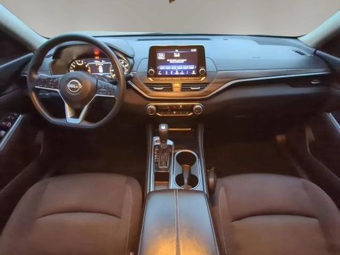 Used 2023 Nissan Altima 2.5 SV FWD image 20