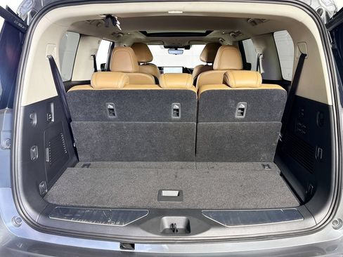 Used 2025 INFINITI QX80 Sensory AWD/4WD image 33