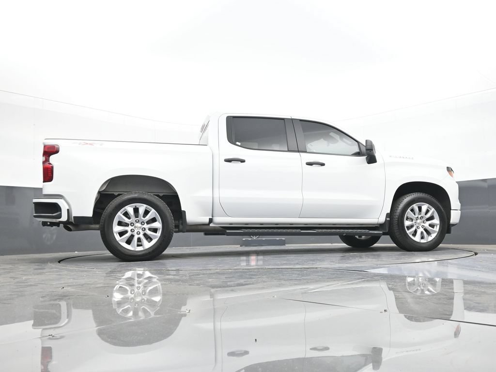 Used 2025 Chevrolet Silverado 1500 Custom AWD/4WD image 48