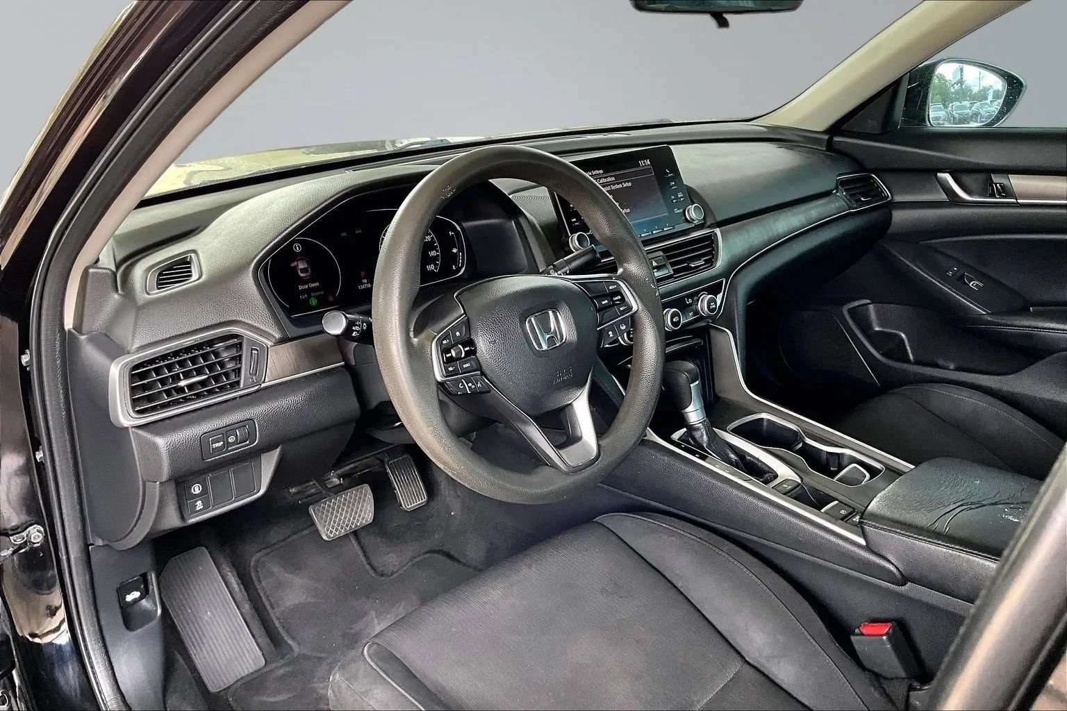 Used 2018 Honda Accord LX image 14