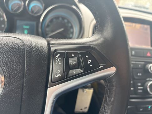 Used 2015 Buick Verano FWD image 25