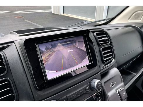 Used 2025 RAM ProMaster 2500 w/ Convenience Group image 21