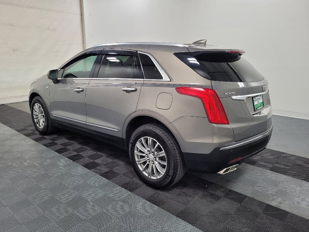 Used 2018 Cadillac XT5 Luxury FWD image 3