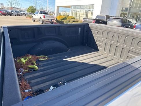 Used 2018 Ford F150 XLT w/ Equipment Group 302A Luxury image 5