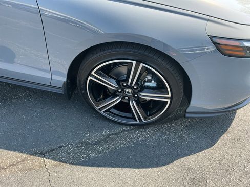 Used 2024 Honda Accord Sport image 29
