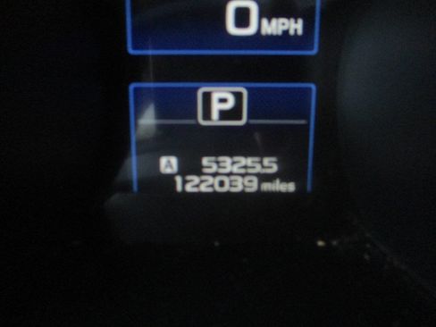 Used 2015 Subaru Outback 2.5i Limited image 11