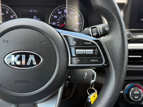 Used 2019 Kia Forte LXS image 24