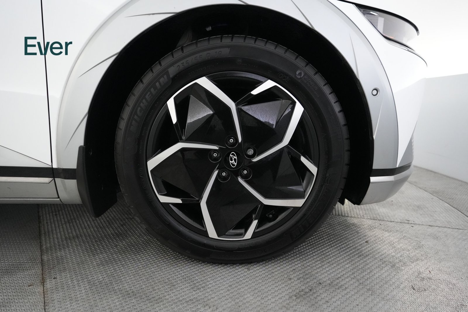 Used 2024 Hyundai Ioniq 5 Limited RWD image 20