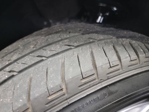 Used 2024 Honda CR-V EX-L image 31