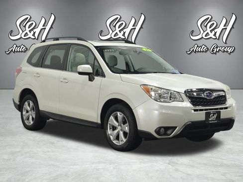 Used 2015 Subaru Forester 2.5i Limited AWD/4WD image 2