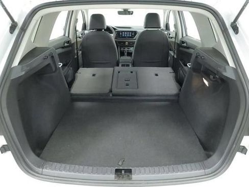 Used 2023 Volkswagen Taos SEL AWD/4WD image 38