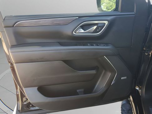 Used 2021 Chevrolet Tahoe Z71 w/ Luxury Package image 43