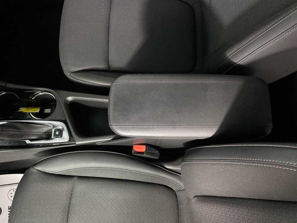Certified 2024 Buick Encore GX Preferred w/ Comfort Package FWD image 20