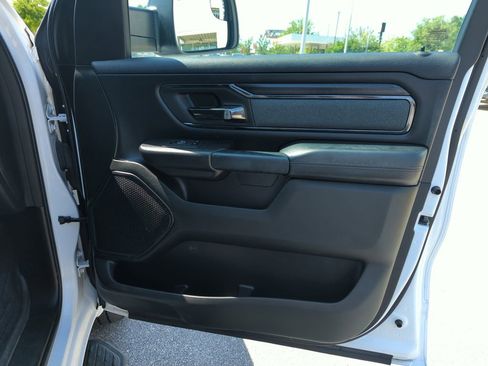 Used 2023 RAM 1500 Big Horn AWD/4WD image 32