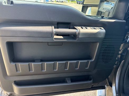 Used 2012 Ford F250 Lariat w/ Lariat Ultimate Pkg image 18