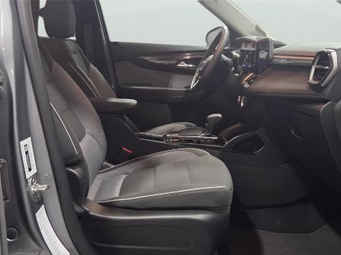 Used 2025 Chevrolet TrailBlazer LT image 20