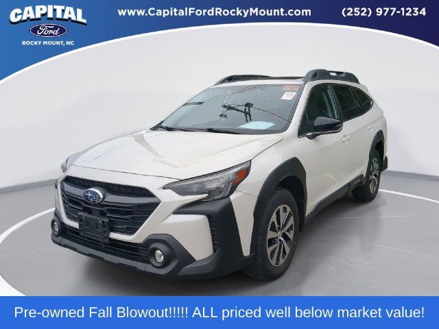 Used 2024 Subaru Outback Premium AWD/4WD image 1