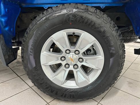 Certified 2025 Chevrolet Silverado 1500 LT image 19