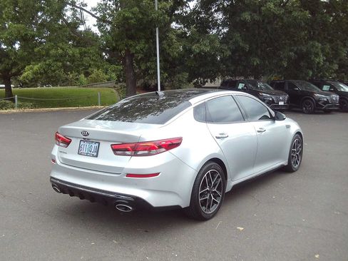 Used 2020 Kia Optima SE FWD image 5