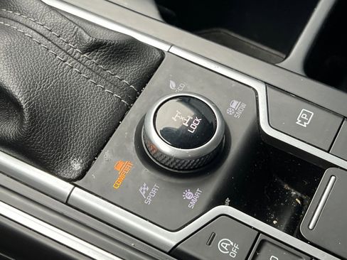 Used 2021 Kia Sorento EX w/ Panoramic Sunroof Package image 31