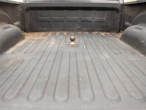 Used 2016 RAM 2500 Tradesman w/ Chrome Appearance Group image 21