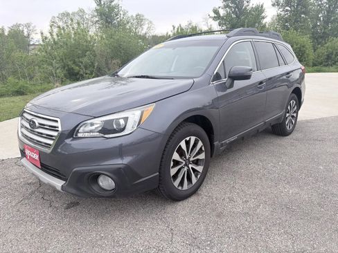 Used 2015 Subaru Outback 2.5i Limited AWD/4WD image 3