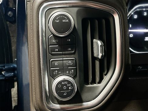 Used 2020 GMC Sierra 2500 Denali w/ Denali Ultimate Package image 10