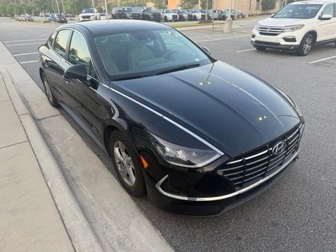 Used 2021 Hyundai Sonata SE FWD image 4