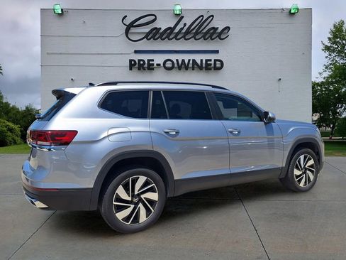Used 2025 Volkswagen Atlas SE FWD image 3