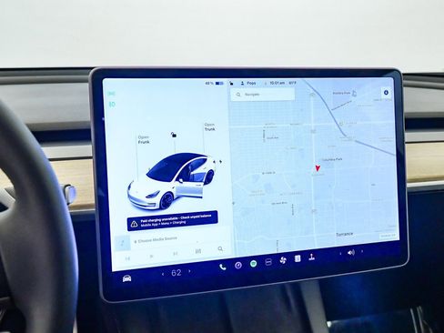 Used 2021 Tesla Model 3 Performance image 25