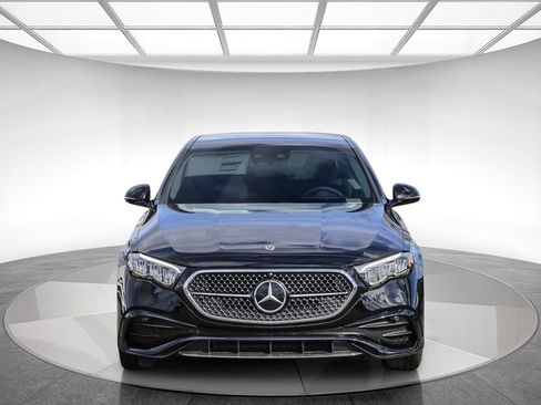 New 2024 Mercedes-Benz E 350 4MATIC Sedan image 2