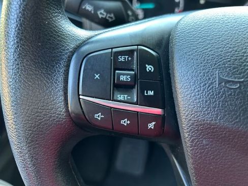 Used 2023 Ford Transit 350 XLT image 21