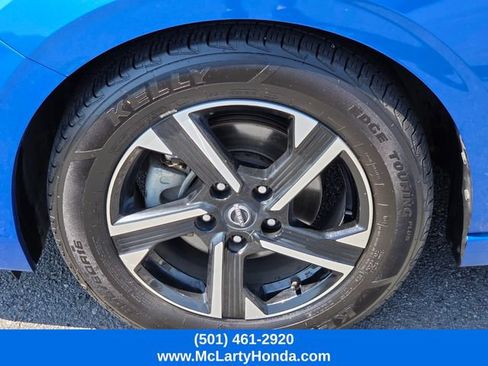 Used 2024 Nissan Sentra SV FWD image 18
