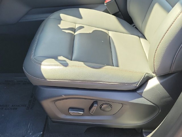 Used 2026 Ford Explorer Active w/ Active Comfort Package RWD image 14
