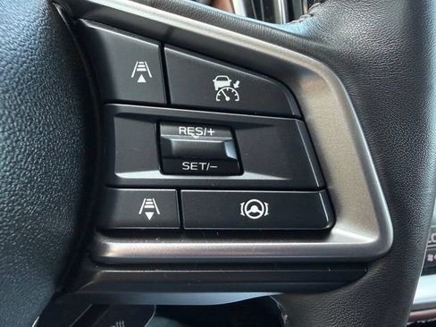 Used 2023 Subaru Outback Touring AWD/4WD image 10