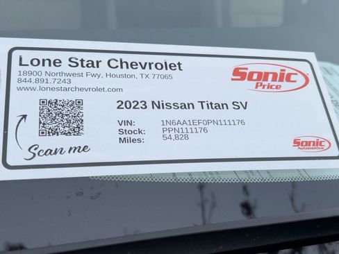 Used 2023 Nissan Titan SV w/ SV Convenience Package image 32