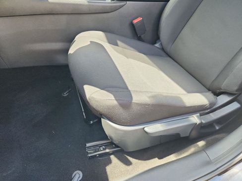 Used 2025 Nissan Sentra S FWD image 15
