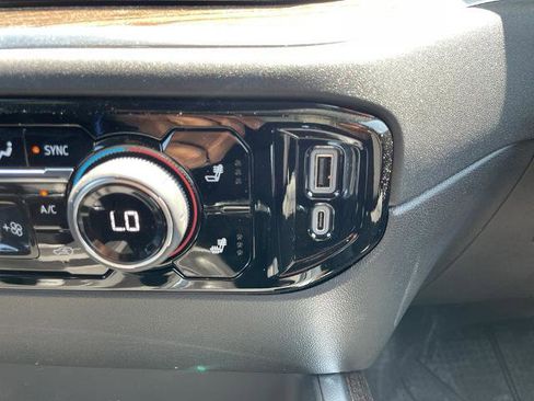 Used 2025 Chevrolet Silverado 1500 RST w/ Redline Edition image 46