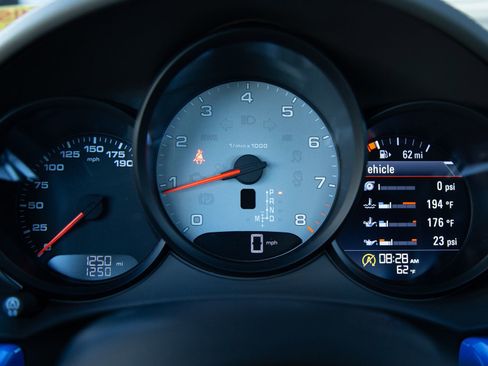 Certified 2025 Porsche 718 Cayman S RWD image 12