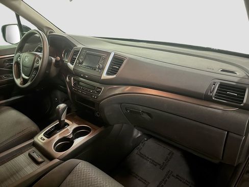 Used 2017 Honda Ridgeline Sport image 32