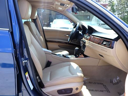Used 2006 BMW 330xi Sedan AWD/4WD image 17