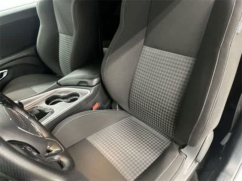 Used 2022 Dodge Challenger R/T w/ Blacktop Package image 10