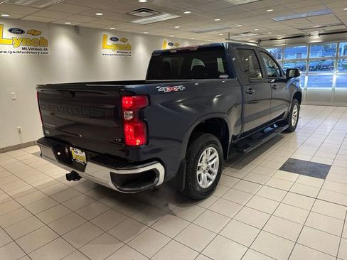 Used 2021 Chevrolet Silverado 1500 LT AWD/4WD image 20