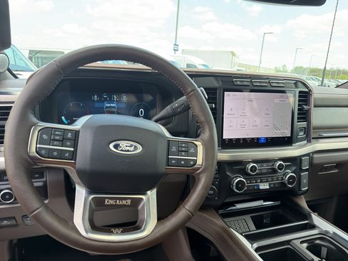 Used 2024 Ford F250 King Ranch w/ Chrome Package image 9