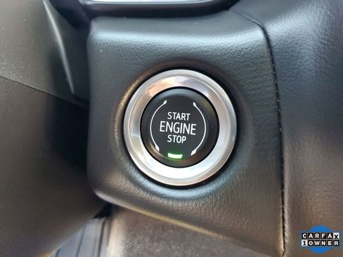 Used 2023 GMC Yukon SLT image 34