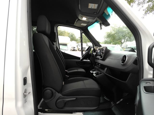 Used 2026 Mercedes-Benz Sprinter 2500 image 25
