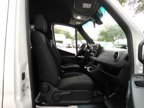 Used 2026 Mercedes-Benz Sprinter 2500 image 25
