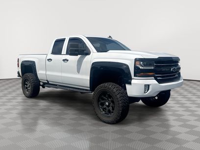 Used 2018 Chevrolet Silverado 1500 LT w/ Redline Edition