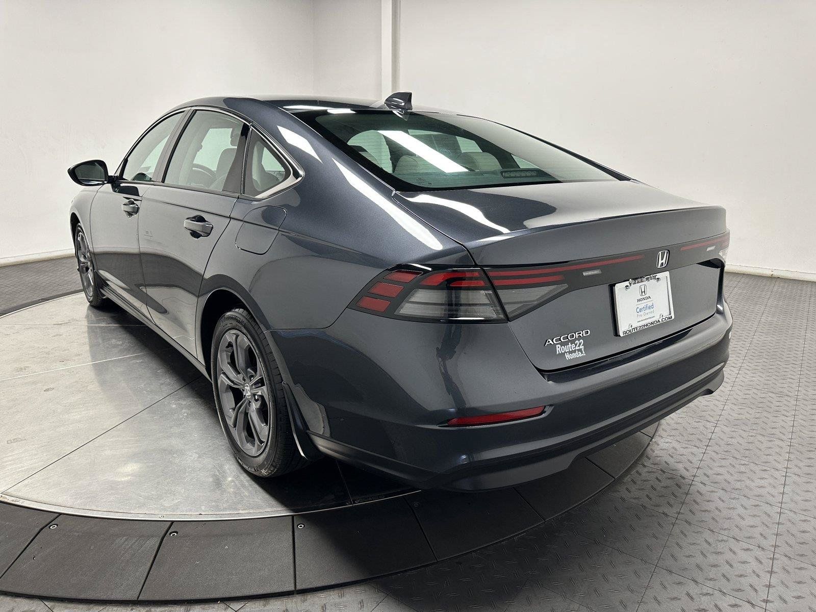 Certified 2023 Honda Accord EX image 9