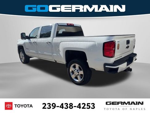 Used 2019 Chevrolet Silverado 2500 LT w/ Custom Sport Edition AWD/4WD image 6